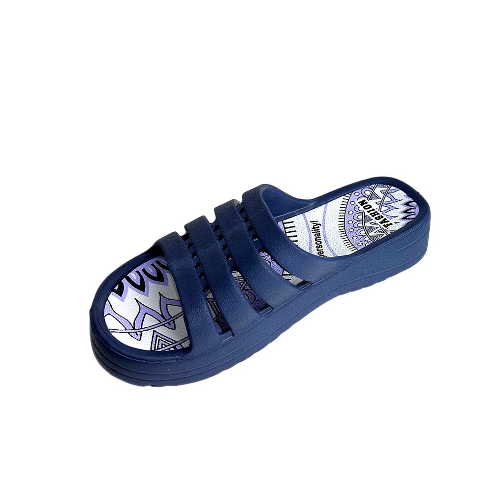 Iešļūcenes sievietēm/pusaudžiem.